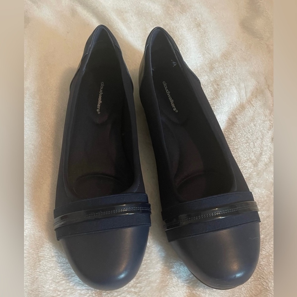 CloudWalkers Navy Blue Wedge Shoes size 9.5w